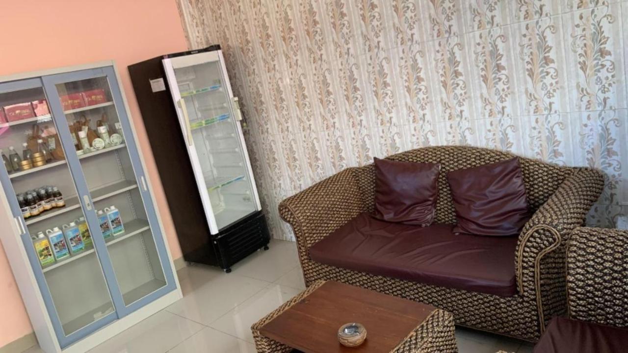 Taxa Uma Guest House Кута Экстерьер фото