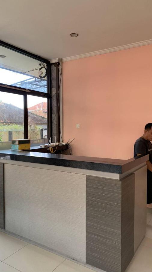 Taxa Uma Guest House Кута Экстерьер фото