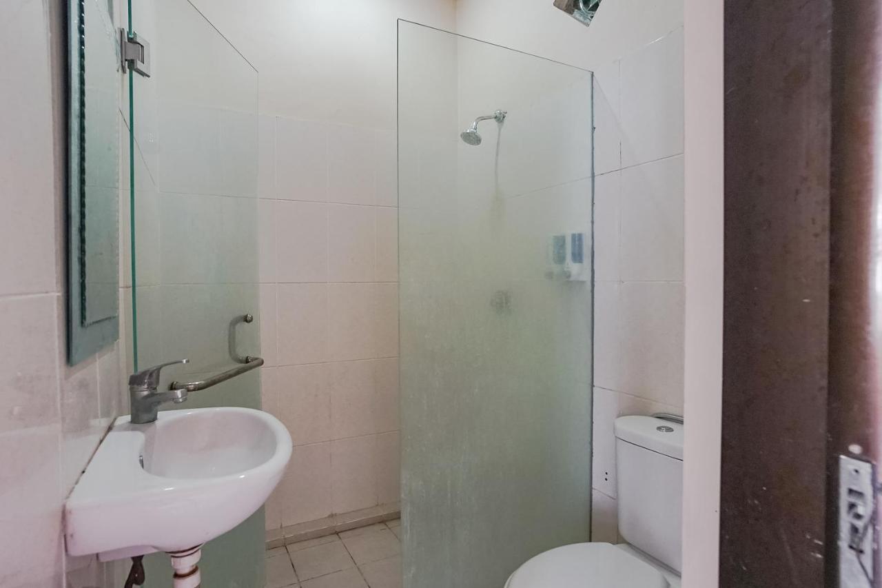 Taxa Uma Guest House Кута Экстерьер фото
